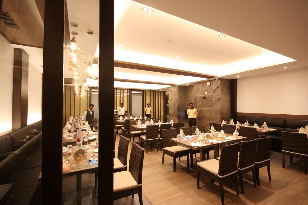 Khanna Fiesta Vellore Ngoại thất bức ảnh