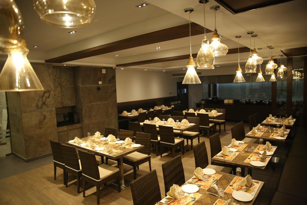 Khanna Fiesta Vellore Ngoại thất bức ảnh