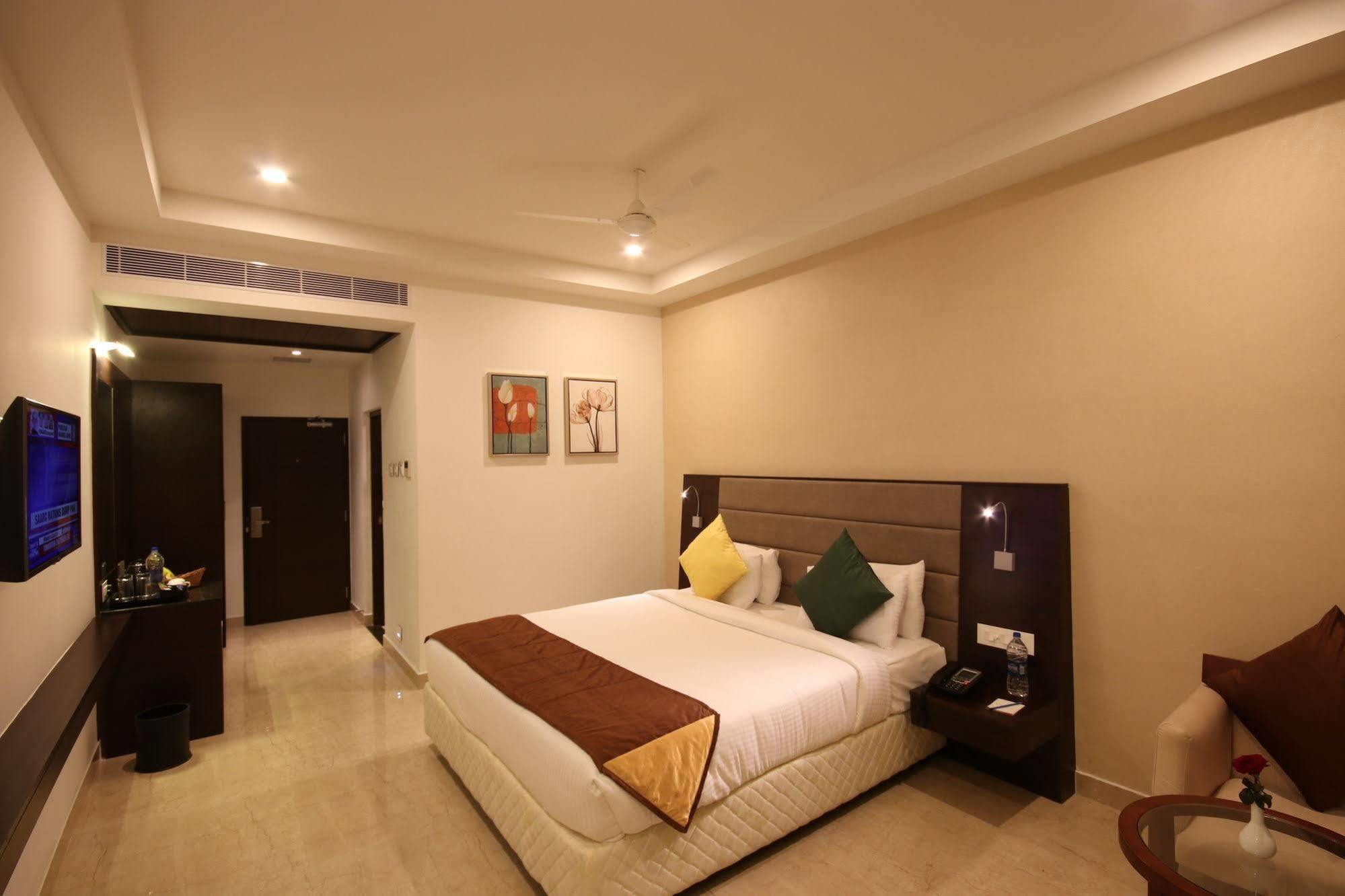 Khanna Fiesta Vellore Ngoại thất bức ảnh