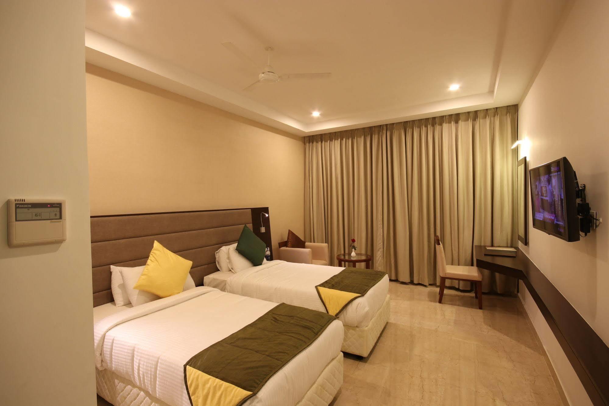 Khanna Fiesta Vellore Ngoại thất bức ảnh