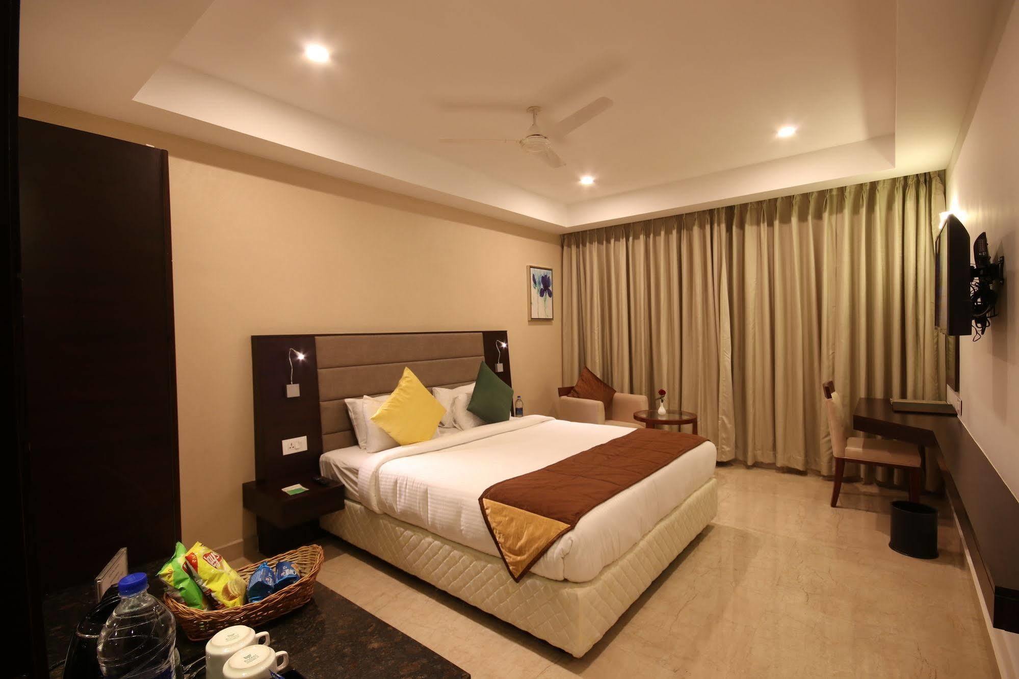 Khanna Fiesta Vellore Ngoại thất bức ảnh