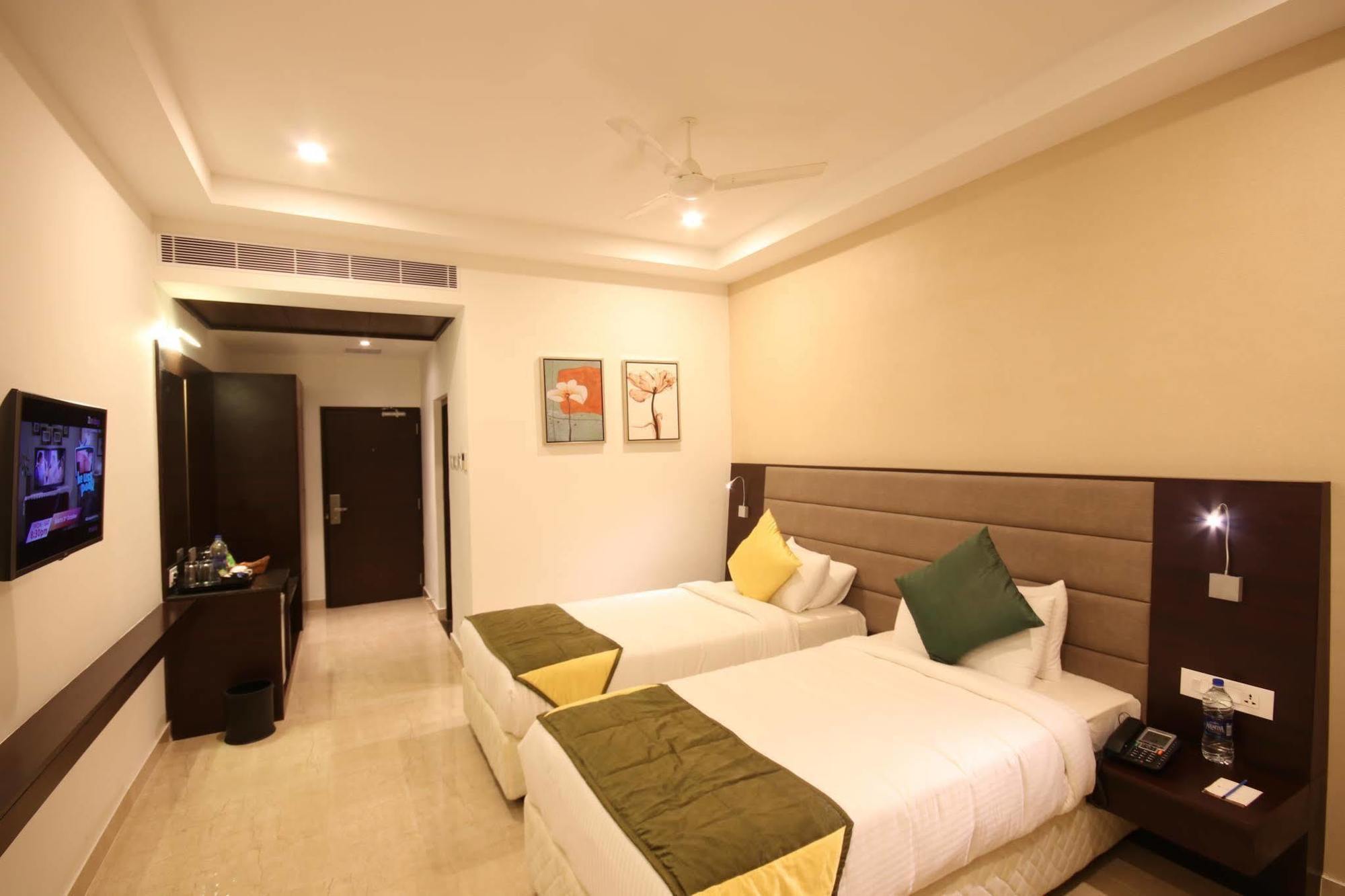 Khanna Fiesta Vellore Ngoại thất bức ảnh